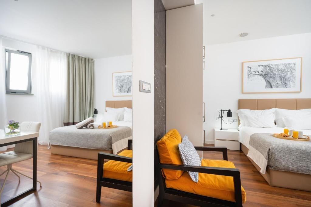 Rooms Oasis Life interior